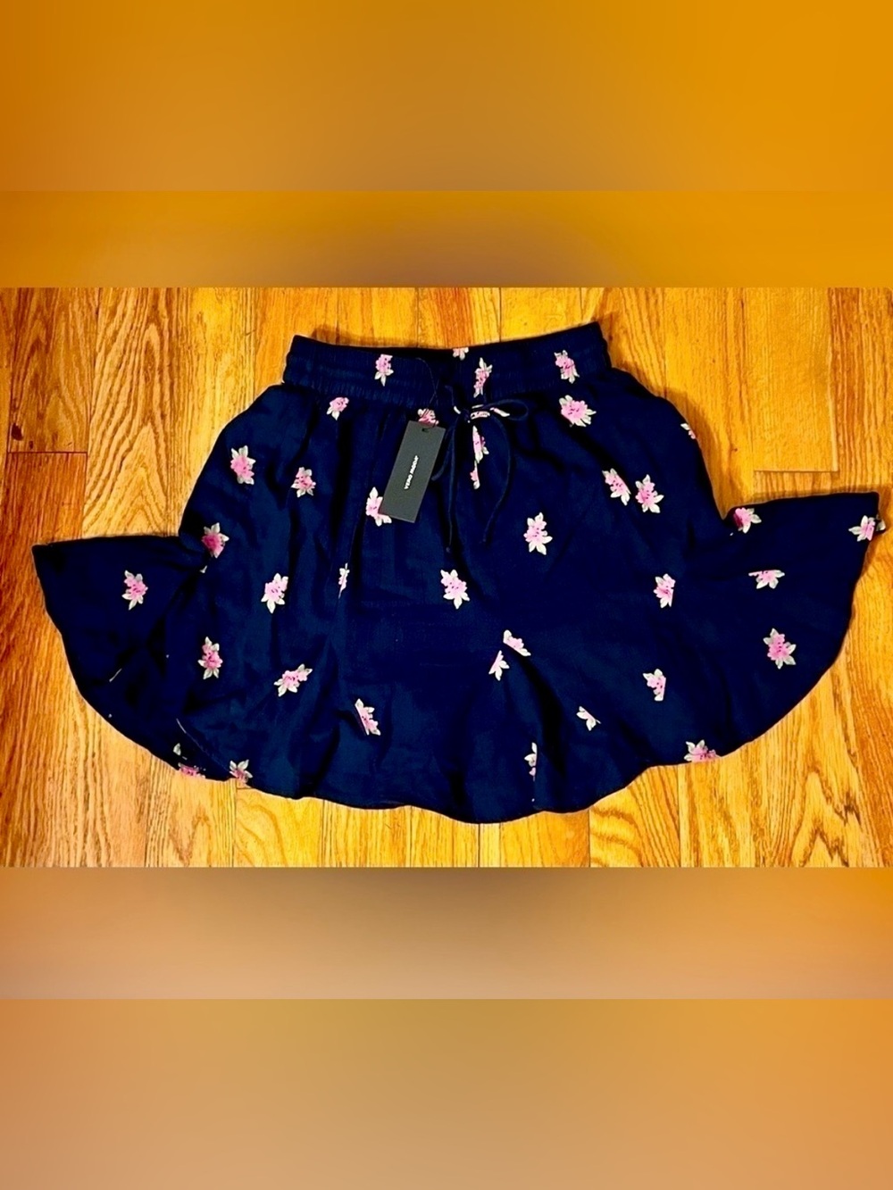 Vero Moda NWT Navy Blue Floral Skirt Small Pink Rose Flouncy Coquette Preppy